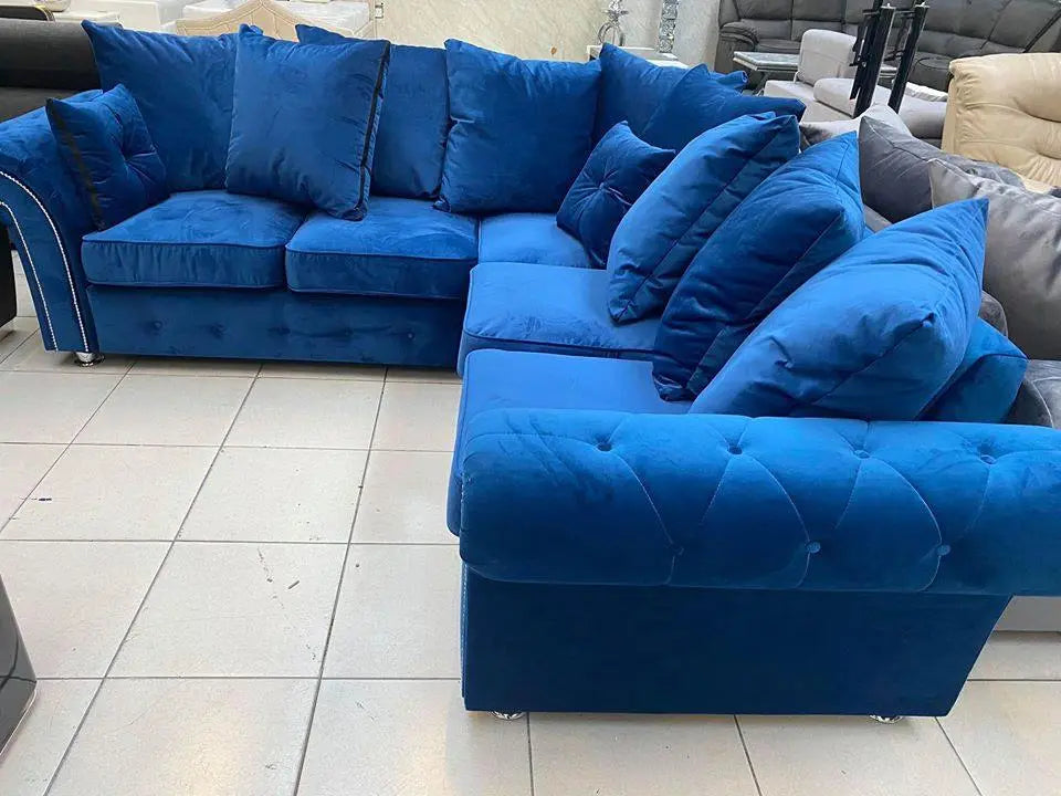 Ashwin Corner Seater